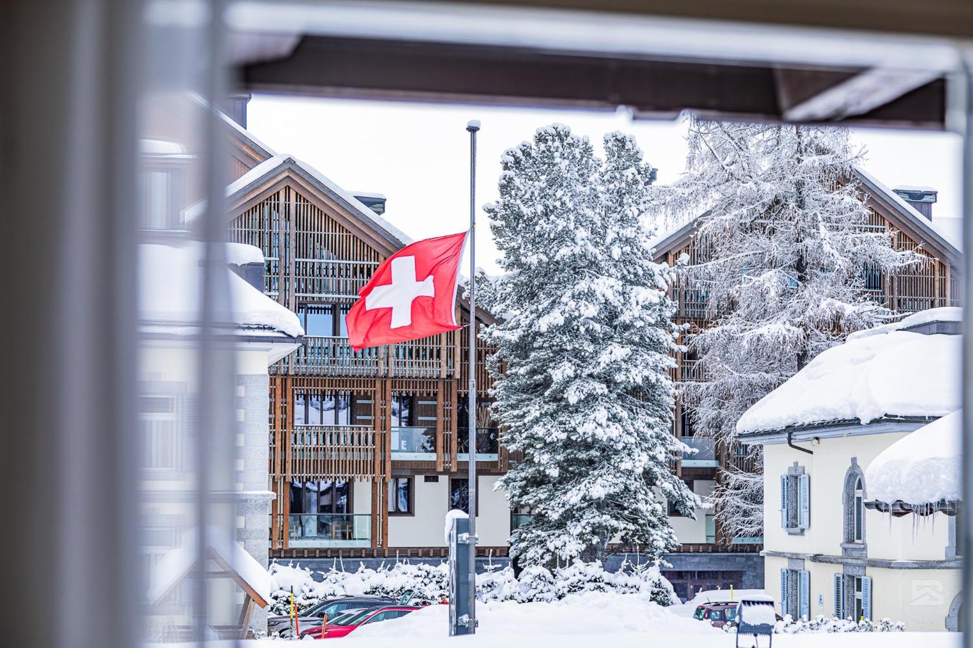 Hotel Bergidyll - Riders Haven Self Check-In Hotel Andermatt Exteriör bild